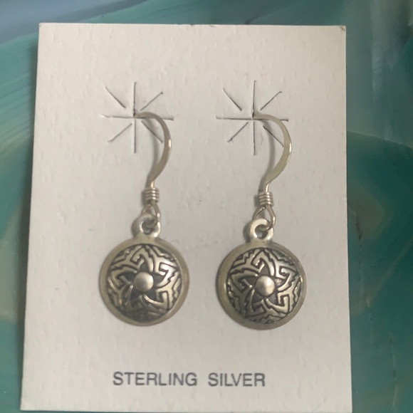Sterling little silver earrings - Picture 2 of 5